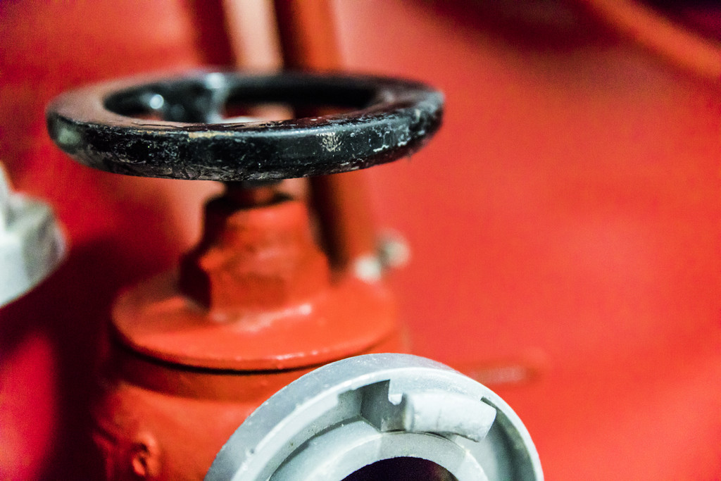 红色消防消防员记录背景图片