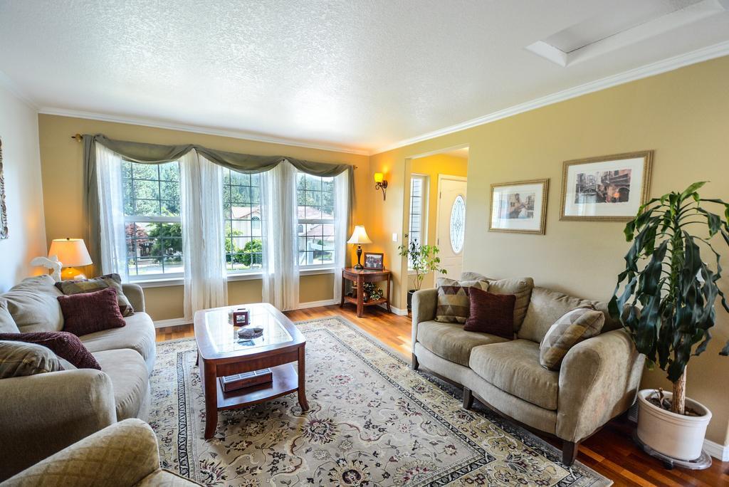 室内设计现代客厅沙发灯光等室内设计装潢背景图片