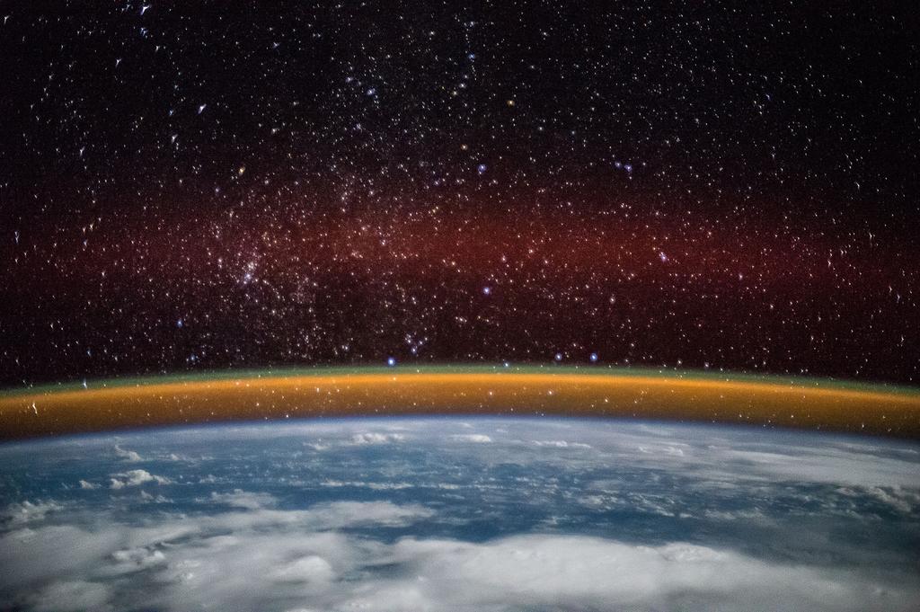 地球星空月球景色背景图片