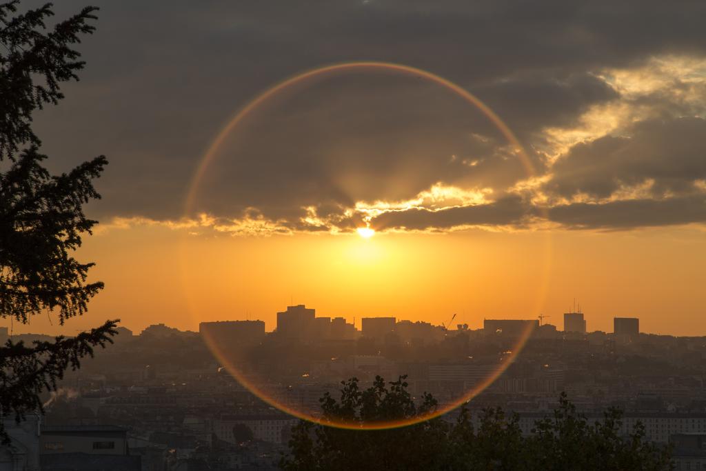 摄影自然太阳升起的早晨城市背景图片