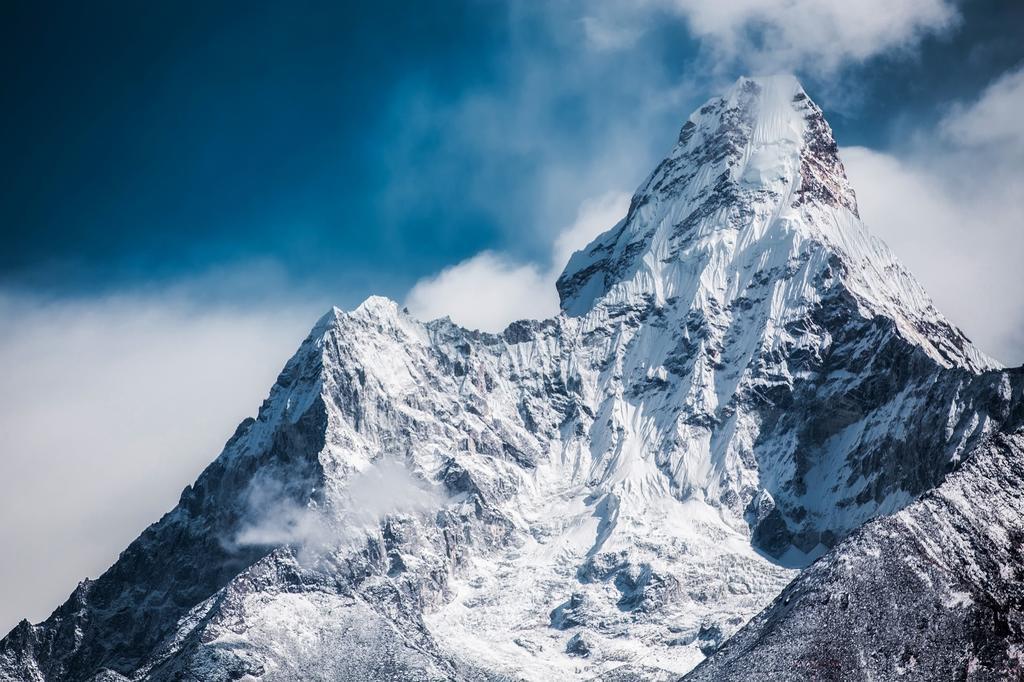ama dablam 喜马拉雅山 山 高峰 尼泊尔 首脑
