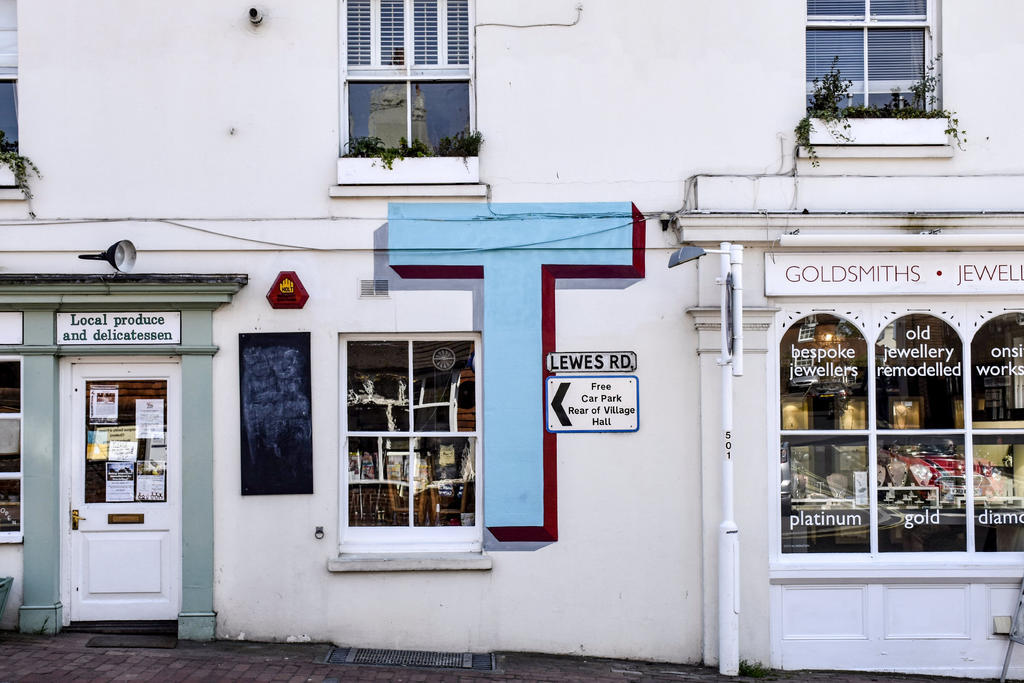 杂色建筑唯美建筑物城市背景图片