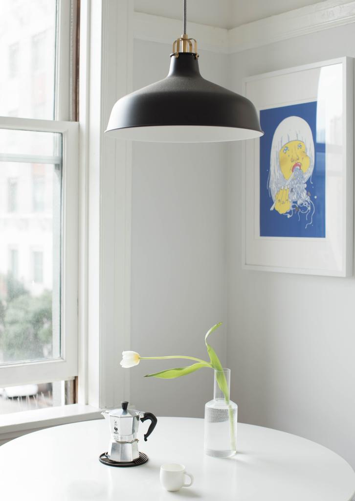 商务 商人 电子商务 股票交易所 业务 工作 工作中 工作 办公室 会议 职场 花 玫瑰 美丽 花朵 灯光 光线 激光 打火机 墙 围墙 表面 隔阂 背景 购物  流行 时尚 美丽  店铺 商家 购物 室内 室内装修 装潢 艺术设计 家装 房子 房间 住宅  桌子 台子 书桌 办公 家 家园 家居 故乡 美丽 休闲  厨房 餐具 烹饪  厅 馆  雨  惬意 窗户 工作 职业 职场 商务 白色 浅色 黑白 简单 清新 黑色 暗色 黑白 昏暗