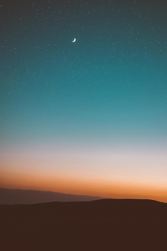 星空 太空 空间 星空 星星 闪光 明星 风景 风光 美景 田园 山水 日落 夕阳 太阳  地球 泥土 草地 操场 墙 围墙 表面 隔阂 背景 灯光 光线 激光 打火机 旅行 旅游 行程 度假 休闲 度假 假日 父亲 长辈 父爱 肖像 人物特写 画像 天空 母亲 母爱 夏日 夏季 热情  沙滩 海滩  书 书籍 阅读 全身像 自然 环境 云 云朵 天空 iPhone  手机 商务