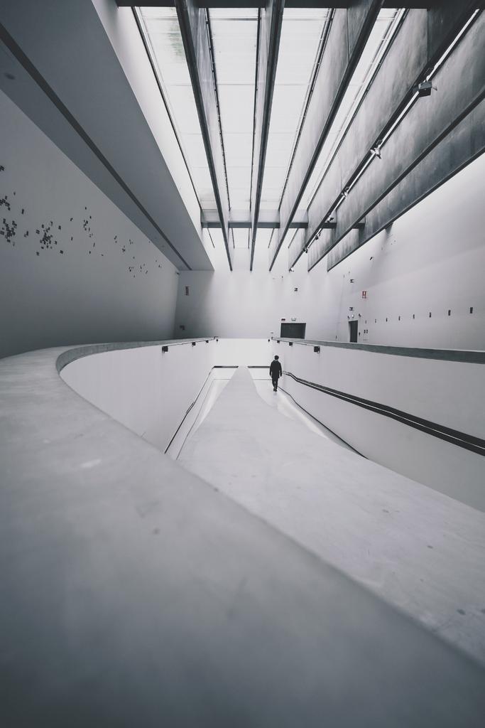 商务 商人 电子商务 股票交易所 业务 工作 金融 财务 商务    太空 空间 建筑 大厦 建筑物 建设 城市 都市 时尚 现代化  酒店 饭店 旅馆 旅店 出差 旅游 室内 室内装修 装潢 艺术设计 家装 人物 人群 风土人情 白色 浅色 黑白 简单 清新 建筑 结构 建筑物 建筑学 黑色 暗色 黑白 昏暗