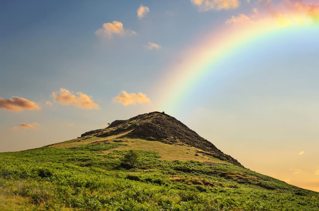彩虹 景观 天空 景区 自然 绿色 户外 夏天 环境 山