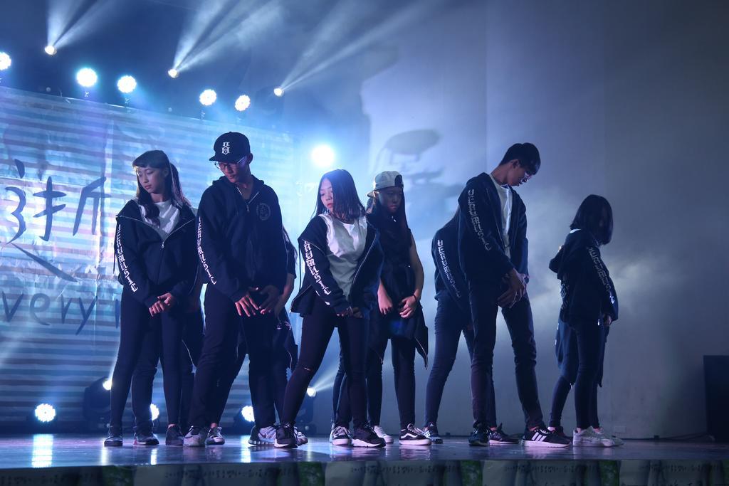 广告艺术灯光舞台跳舞背景图片