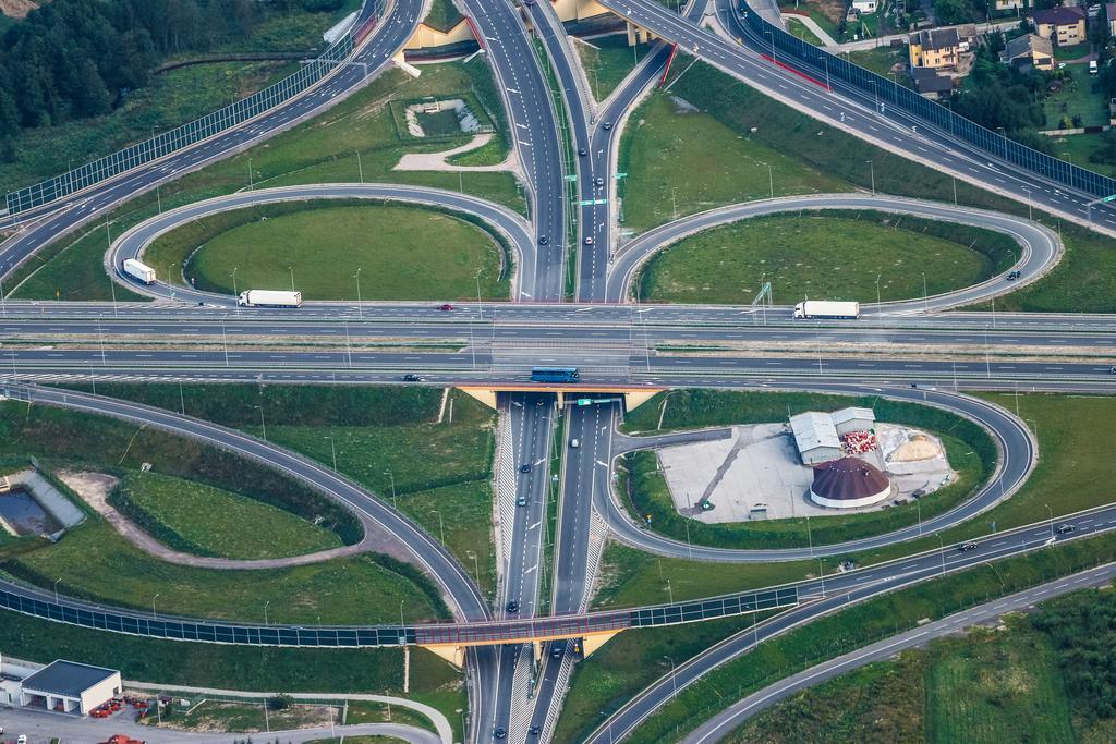建筑时尚环形高速路背景图片