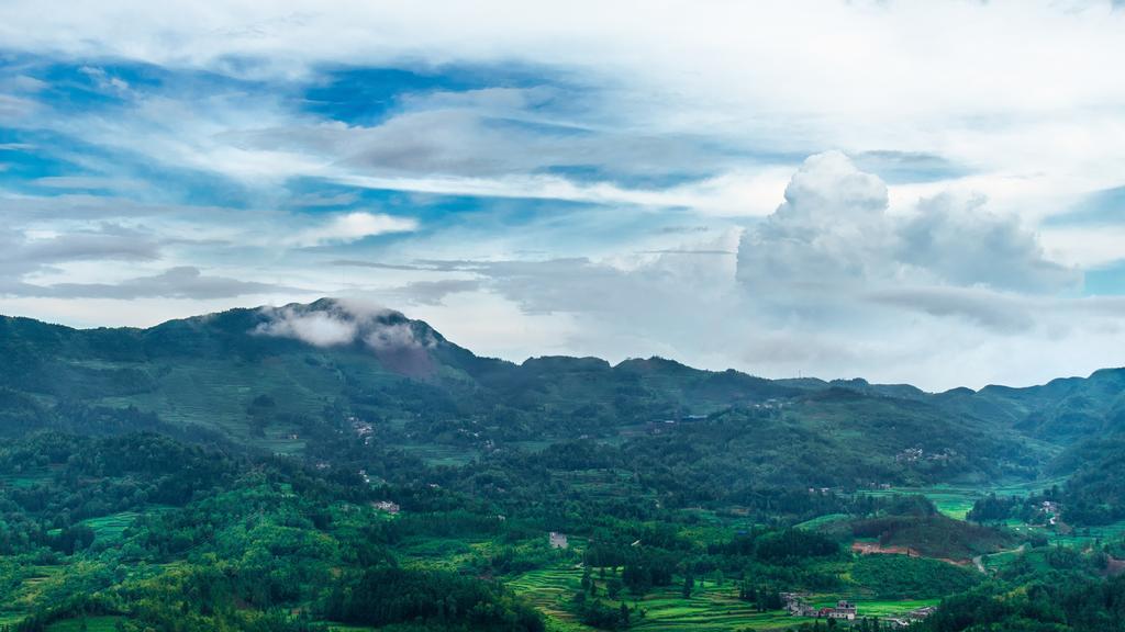 中国 贵州 晴隆县紫马乡 赵家湾 紫大坡 山 乡镇 中国