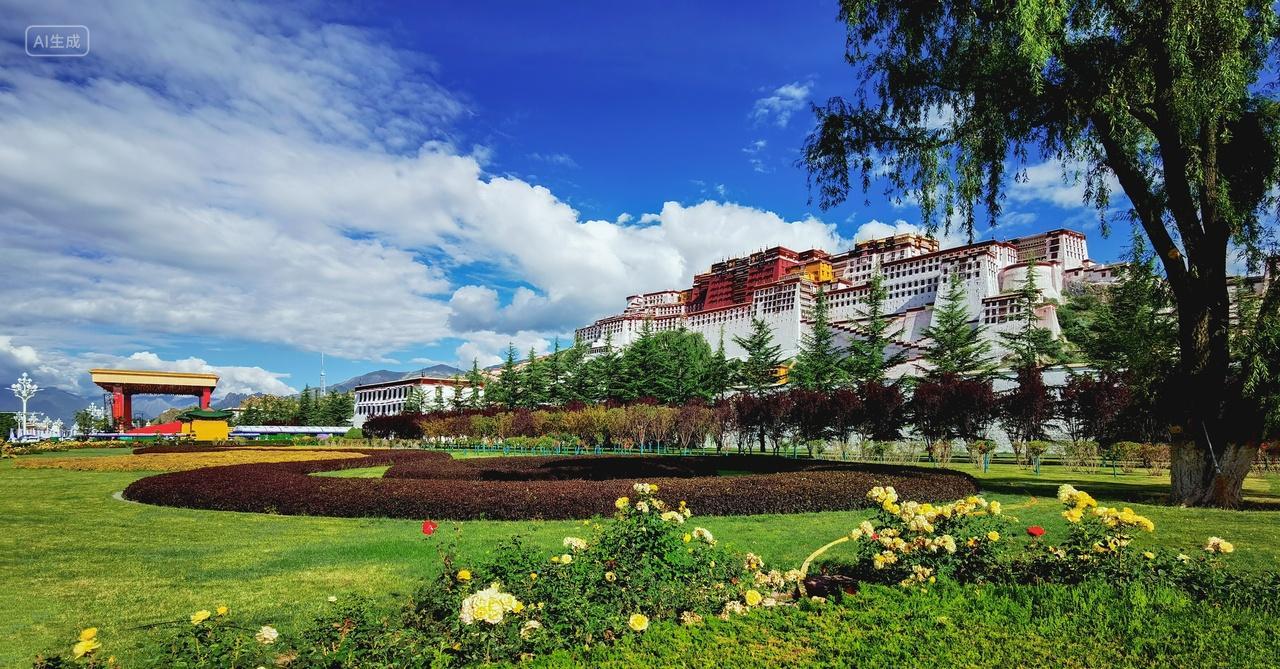 蓝天白云下花草环绕的布达拉宫