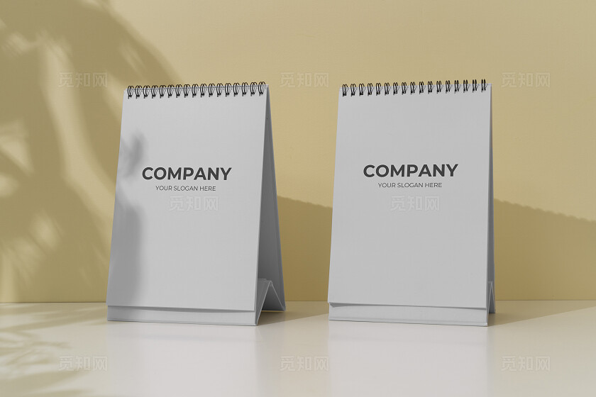 白色简约质感日历台历样机