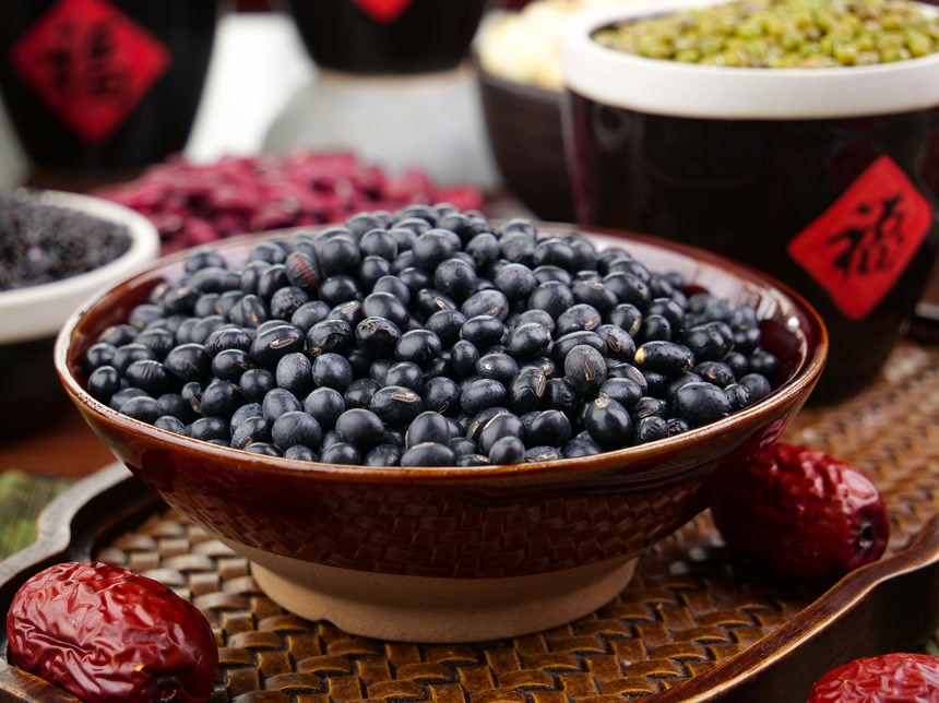 深底上的腊八粥