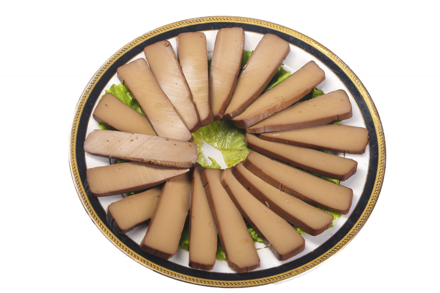 白底上的鸡蛋干