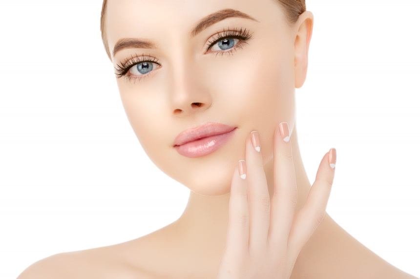 白底图欧美女性美容护肤模特