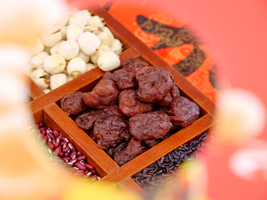 深底上的八宝粥