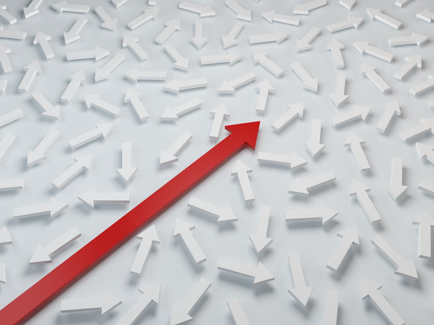 一根红色长箭头在一堆白色短箭头中显得很独特鹤立鸡群