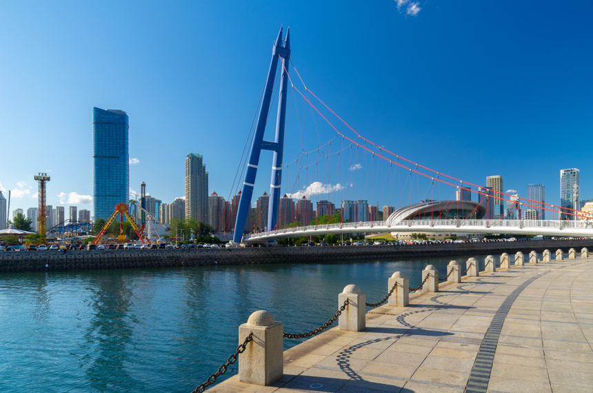 夏末大连星海湾的秀丽风光城市建筑都市风光