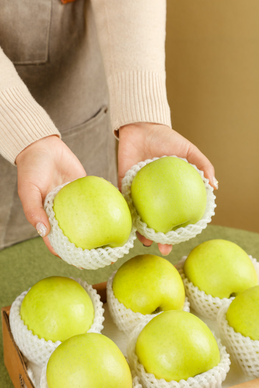 礼盒装的瑞雪苹果