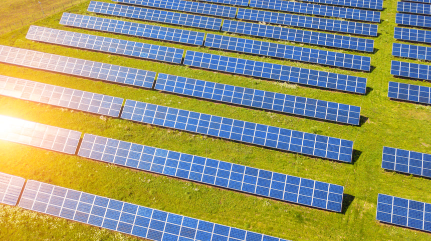 太阳能电站鸟瞰图   国家电网宣传图