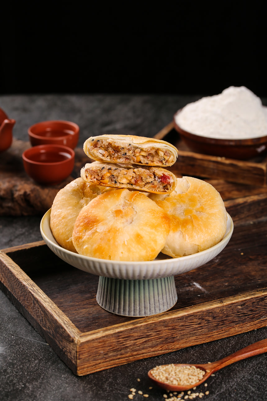 深底上的苏氏月饼