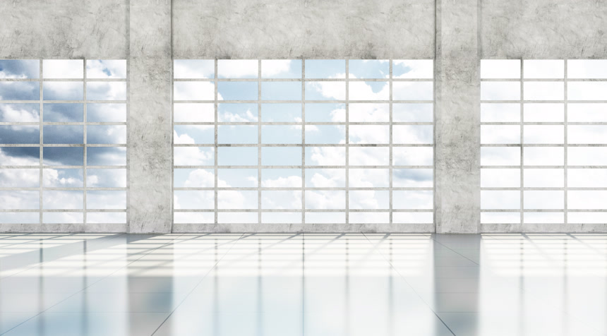 混凝土建成的高楼内部大窗口