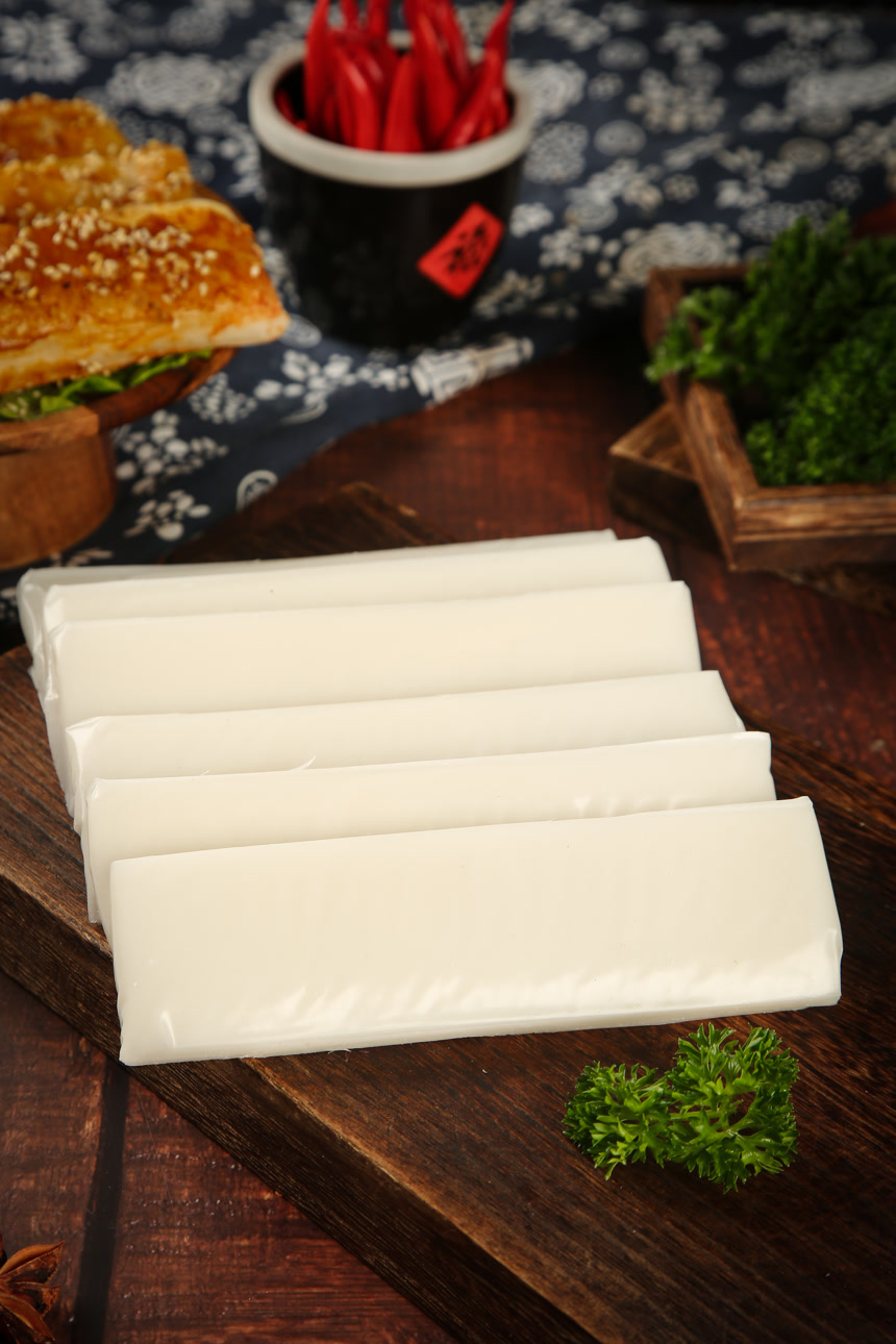 深底上的脆皮年糕