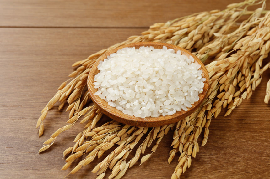 木底上的五常大米