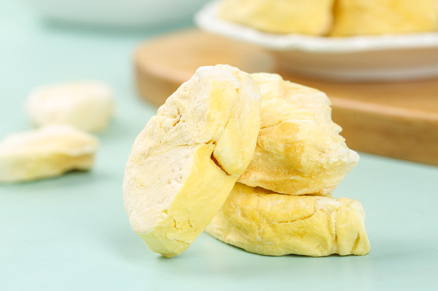 浅底上的冻干榴莲