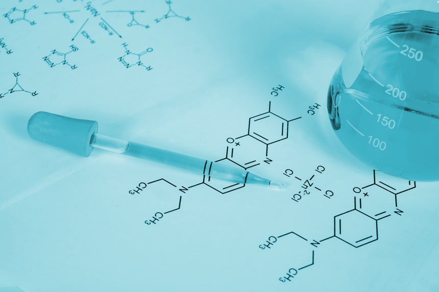 具有滴管和化学配方背景的实验室试管科学实验