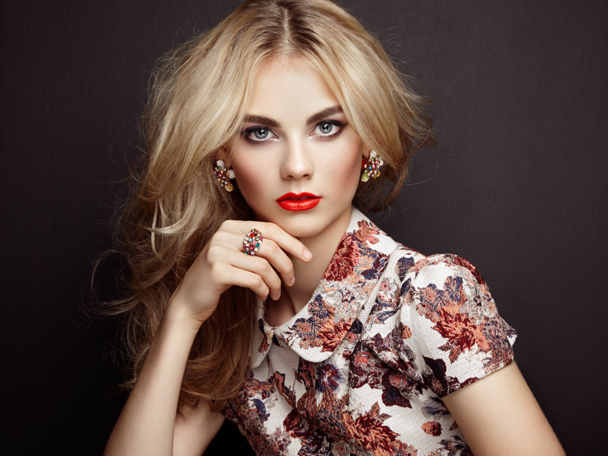 优雅发型美丽性感女人肖像外国模特