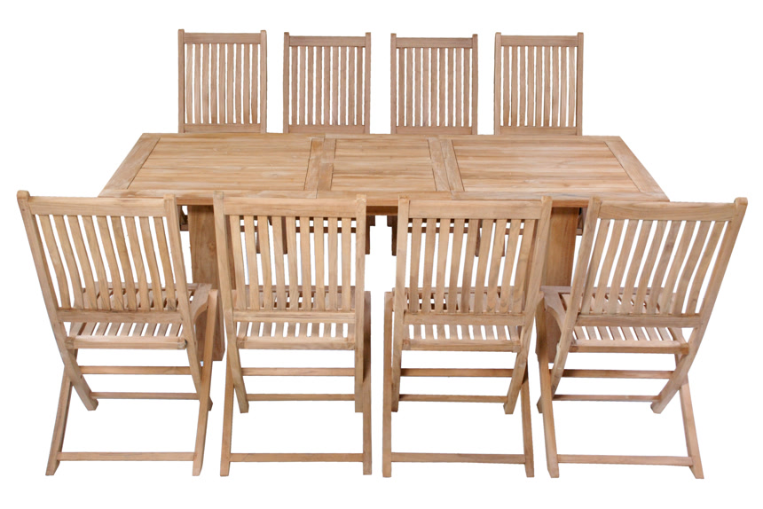 白色背景上有套户外折叠椅和桌子户外用品宣传