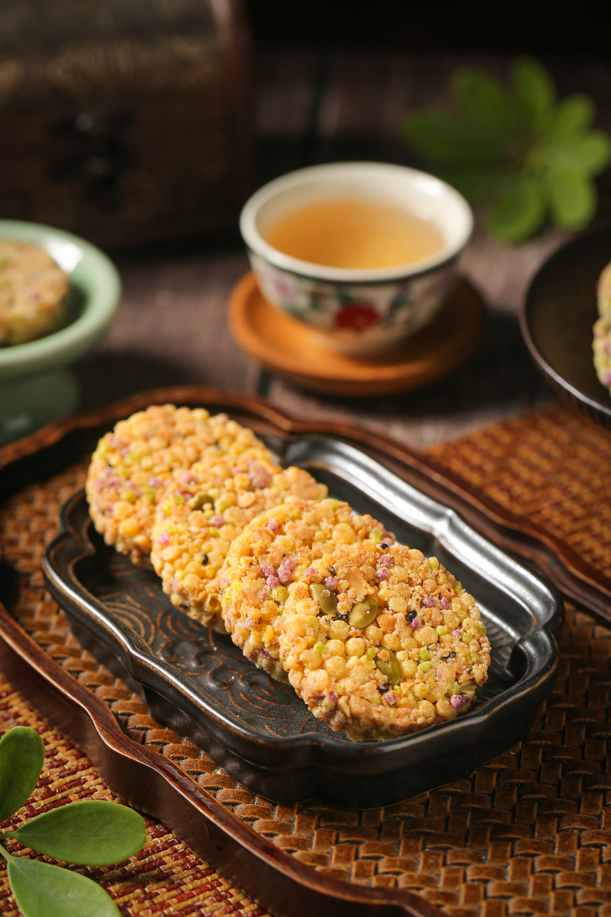 深底上的杂粮饼