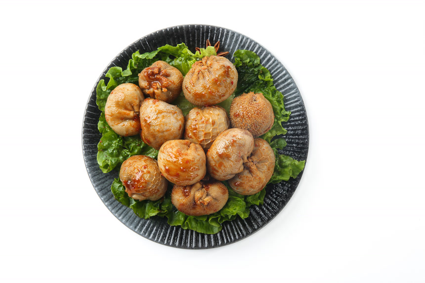 白底上的肚包肉