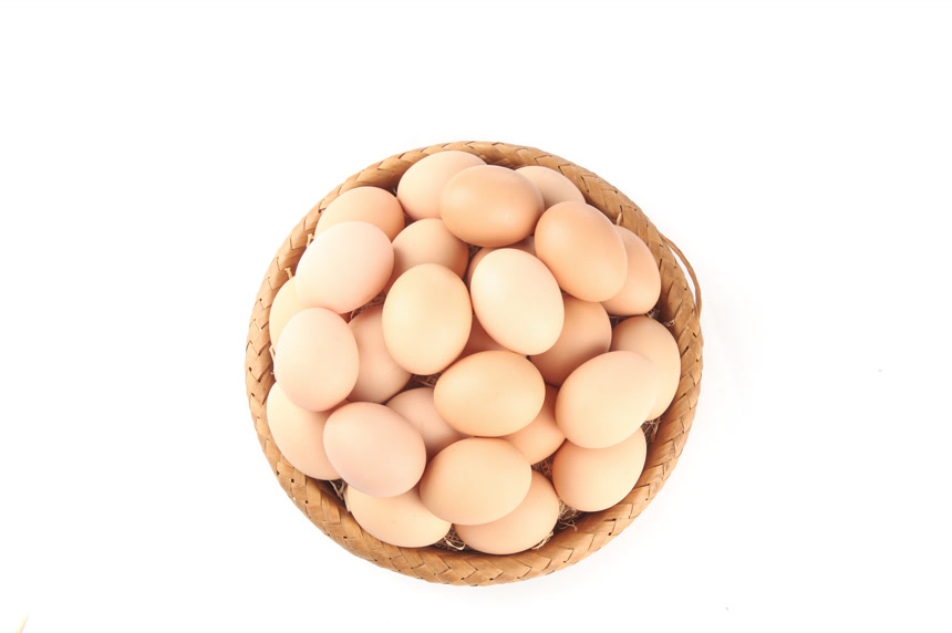 白底上的土鸡蛋