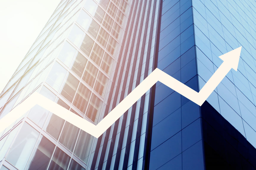 现代商业背景下的财务办公室结帐和上升的箭头概念商务经济