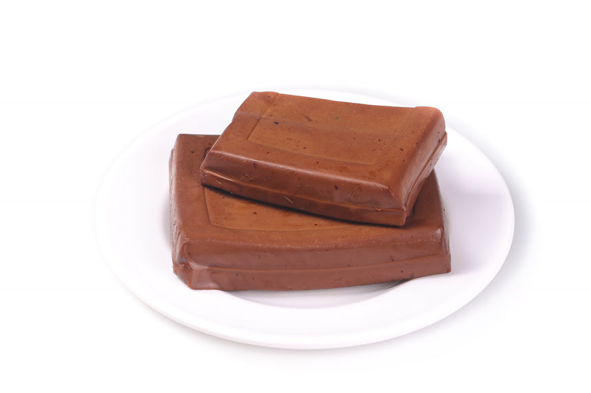 白底上的鸡蛋干