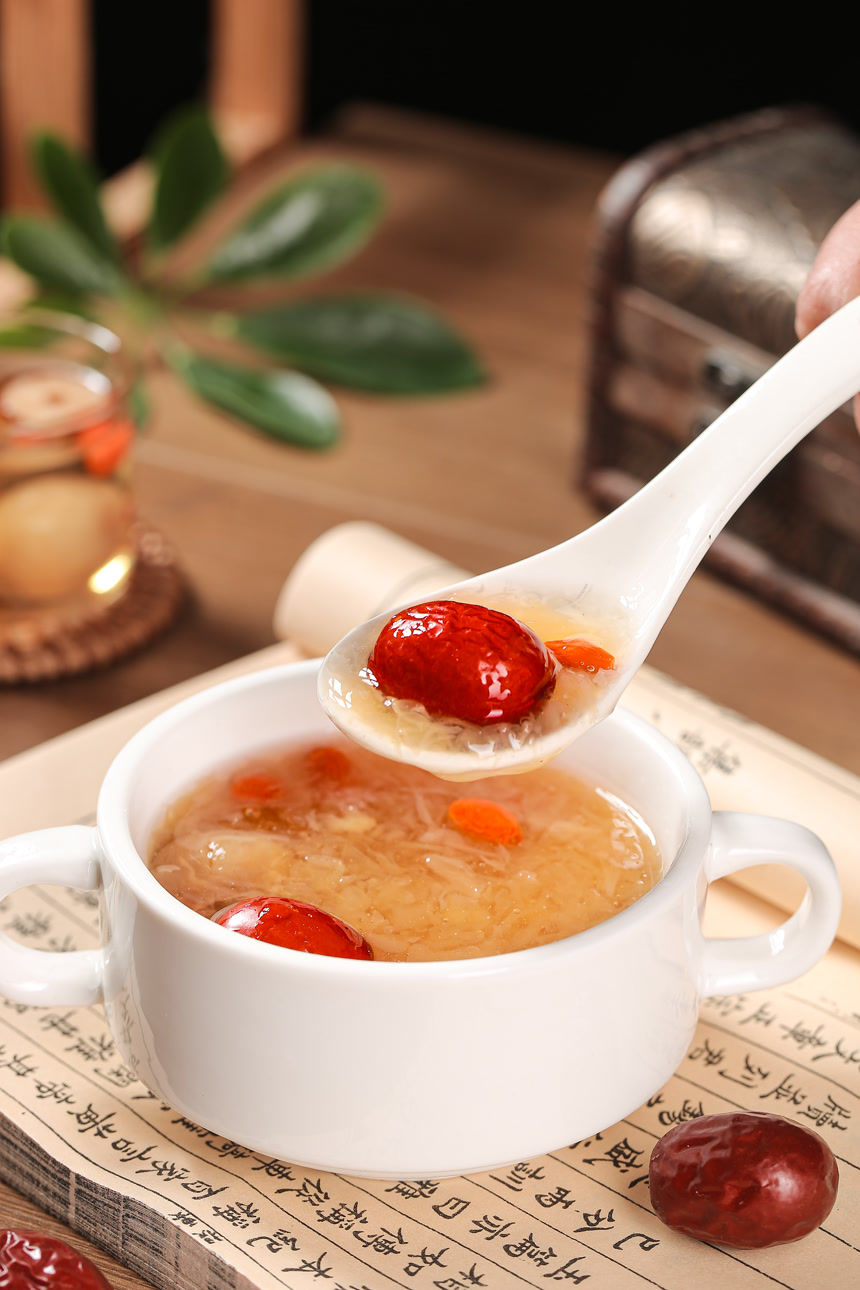 红枣银耳汤