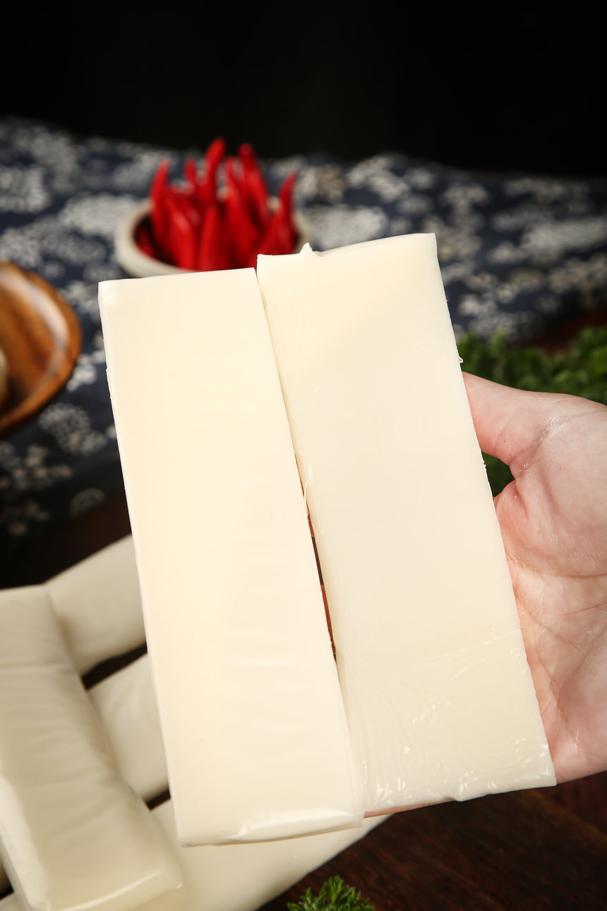 深底上的脆皮年糕