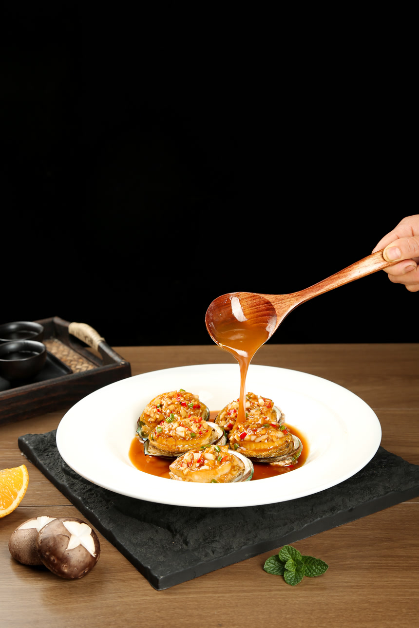 蒜蓉粉丝蒸鲍鱼