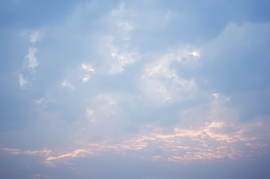 梦幻般的天空背景和唯美的晚霞自然景色风景 