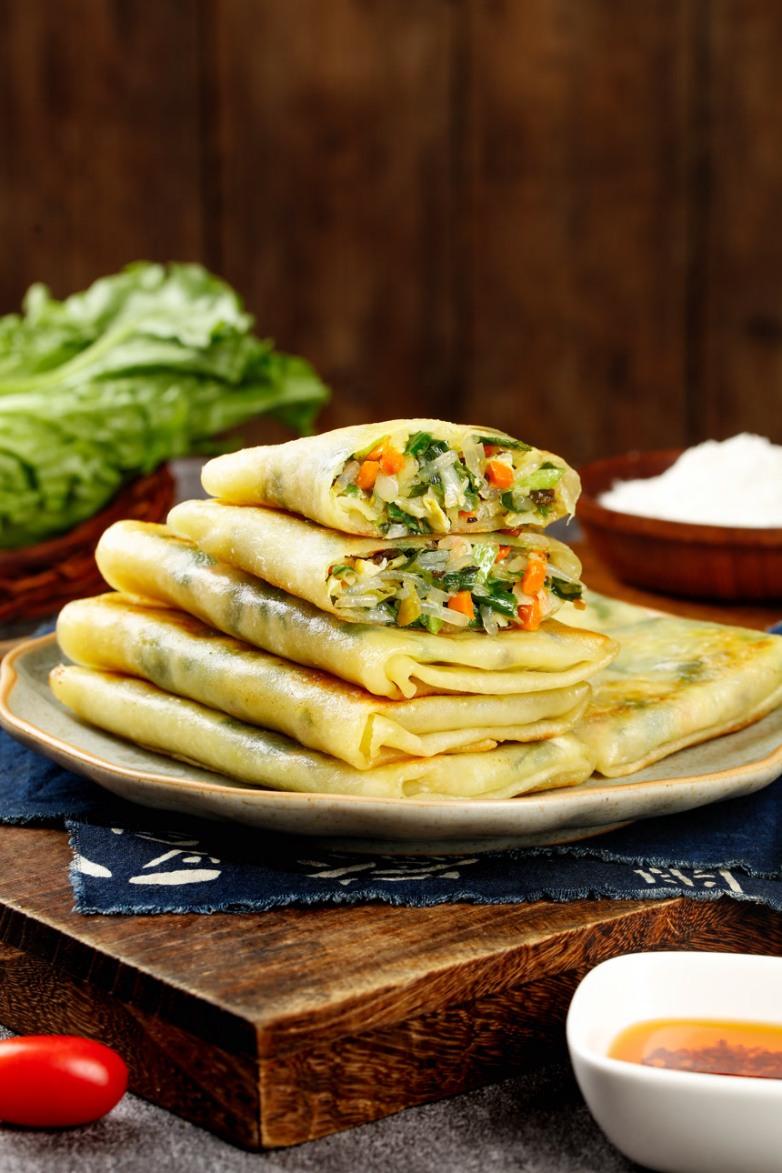 木底上的韭菜盒子