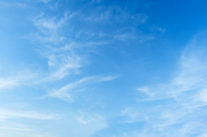 天空中的蓝天白云摄影