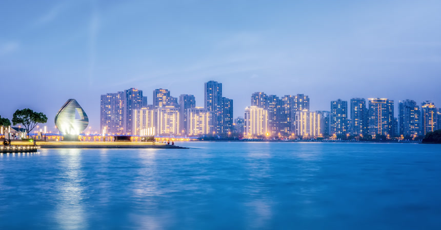 苏州金吉湖与城市现代建筑景观