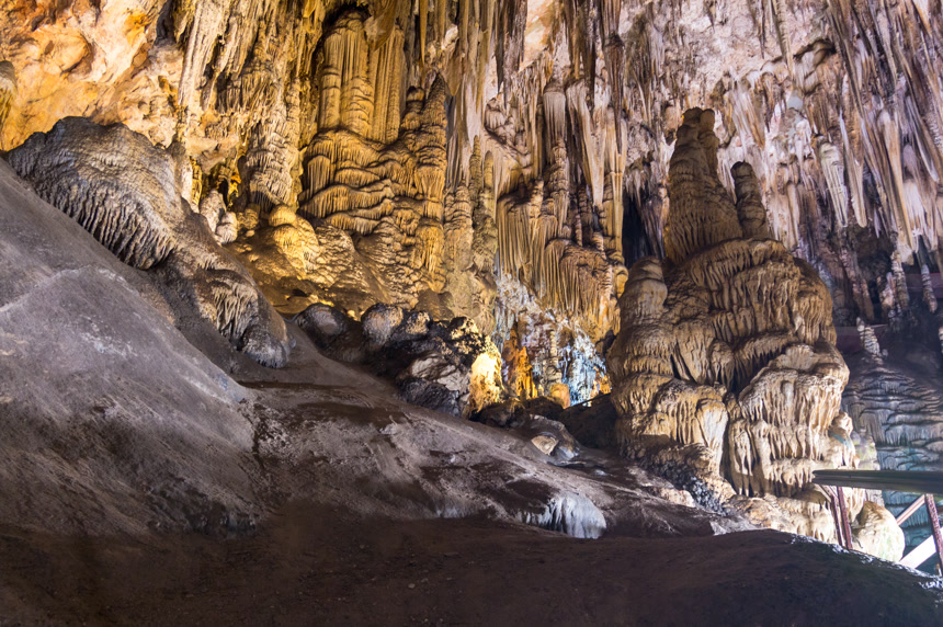 安达卢西亚马拉加的内尔贾洞穴自然景观