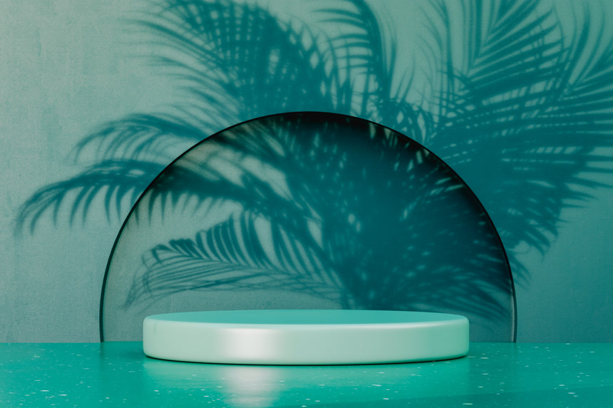 3D渲染的绿色热带树影背景的产品展示台