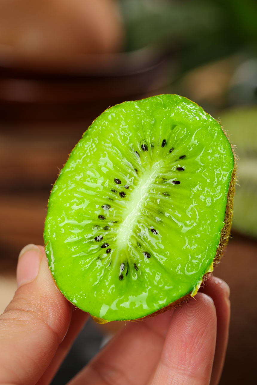 深底上的徐香猕猴桃