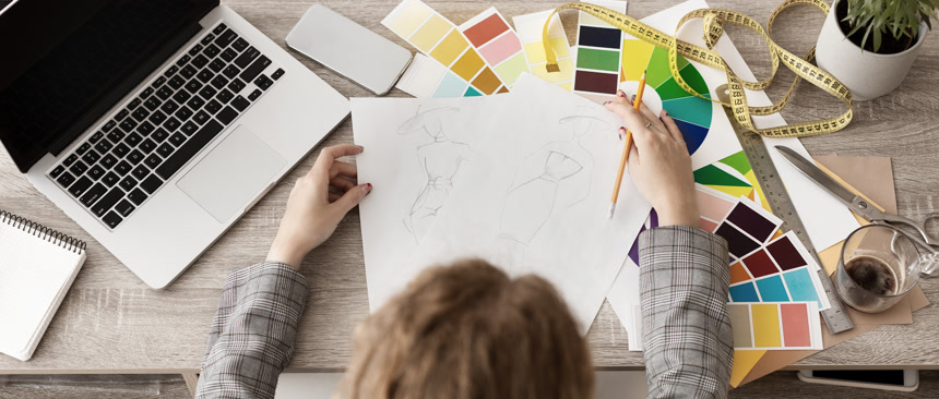 裁缝绘制草图桌面空间