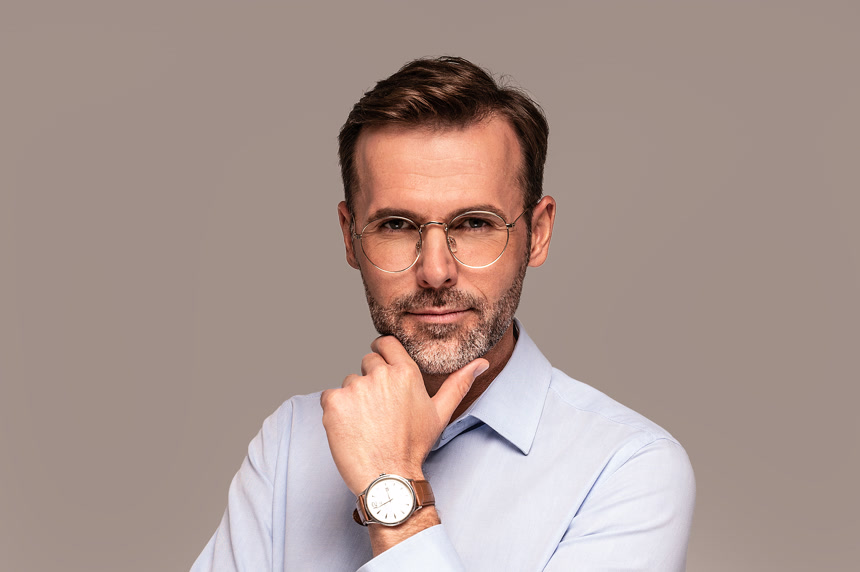 英俊优雅的男士肖像商务人士棚拍摄影