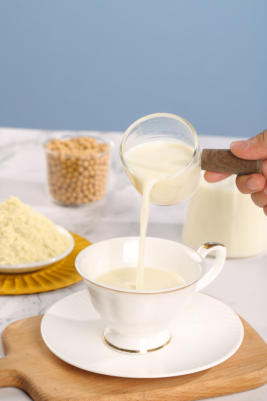 浅底上的豆浆粉