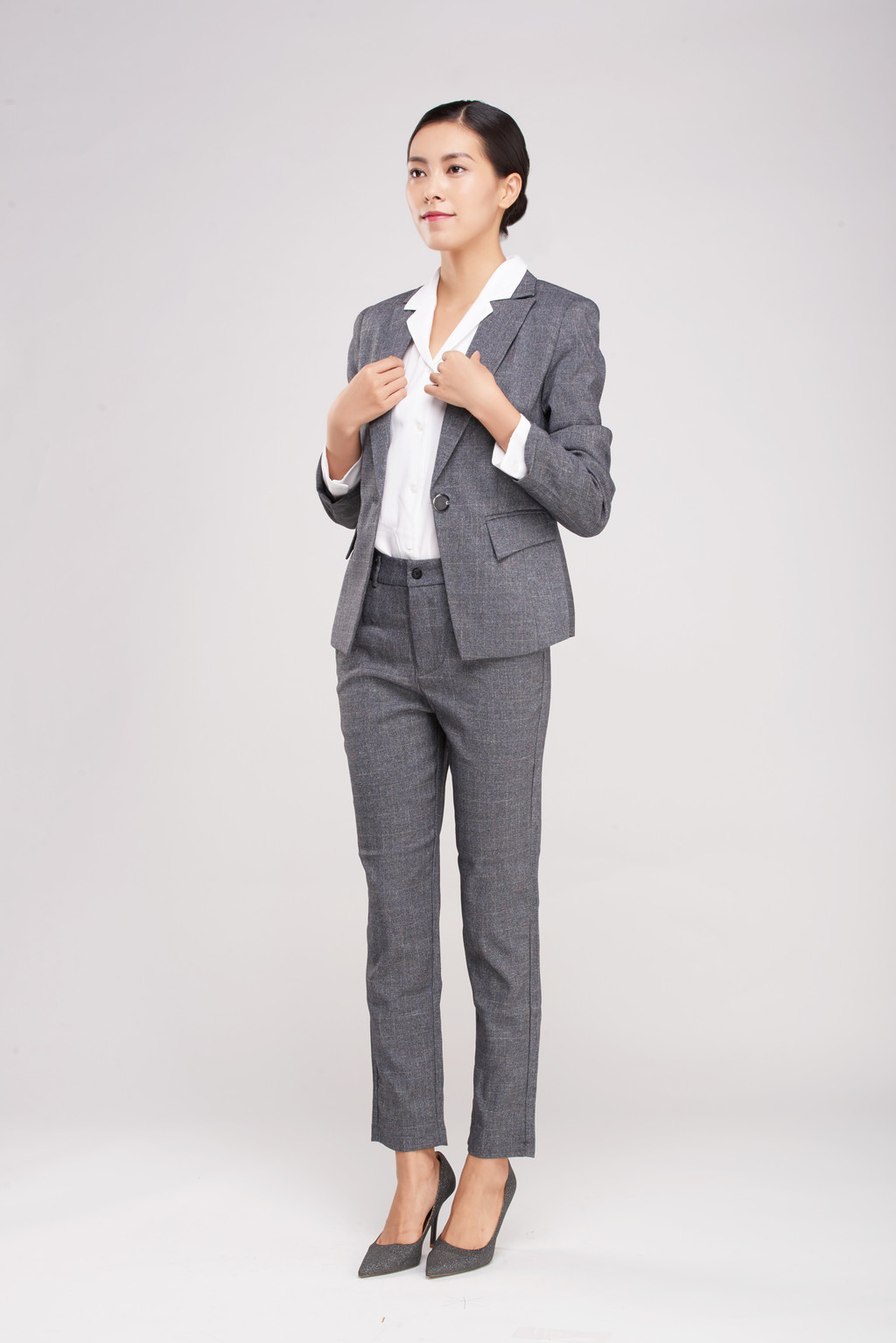 女性商务形象照背景图片